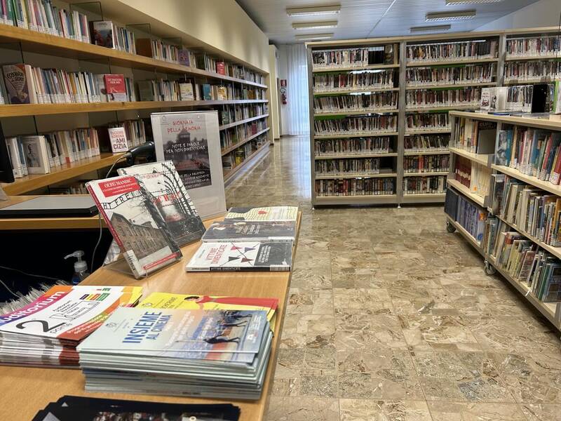 Immagine: Biblioteca